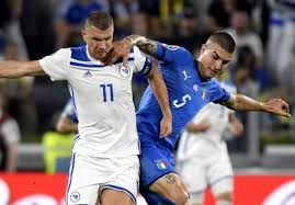 Džeko was born in sarajevo, bosnia and herzegovina, at that time part of sfr yugoslavia, to b. Zmaj Velikog Srca Dosao Je U Sarajevo I Kupio Novi Automobil Taksisti Novi Ba