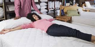 9 أشياء كنت أتمنى أن أعرفها قبل شراء مرتبة جديدة