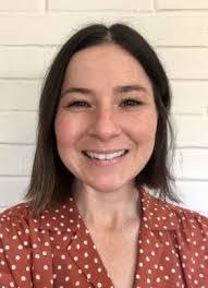 Kim Prewitt's Instagram, Twitter & Facebook