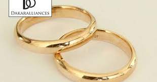 Reference R15 Paire D Alliances Classique Demi Jonc En Or Jaune 18 Carats Gold Rings Rose Gold Ring Gold