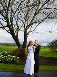 Beautiful Wedding Venue Near Eugene Oregon Shadow Hills Country Club By Jolene Leu Photography Country Club Wedding Shadow Hills Beautiful Wedding Venues