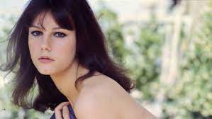 She was born in viareggio, tuscany. Buon Compleanno Stefania Sandrelli Twikie It Il Magazine Piu Buono Del Web