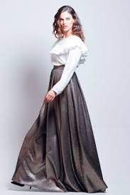 En lizzana lo saben y por eso proponen este estilismo de blusa a modo de top y falda mini con vuelo de inspiración años 60. Faldas Largas Y Blusas Para Bodas Shop Clothing Shoes Online