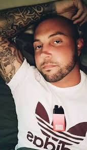 WHY SO MANY LIKES BIT NOBODY'S MESSAGED ME YET 😬❓ Currently incarcerated  in Florida. Looking for encouraging friends who are determined to find  positivity and peace in life. Preferably individuals who have