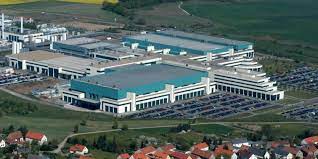 Do you want to know the entry ticket price for globalfoundries? Globalfoundries In Der Fab 1 Dresden Sollen 800 Mitarbeiter Gehen