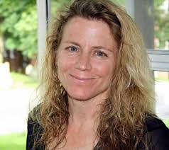 Diana Friedman's Instagram, Twitter & Facebook