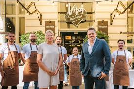 Последние твиты от viva la mama (@vivalamamanet). Wirtefamilie Huth Verwandelt In Wien Jamie S Italian In Viva La Mamma Tageskarte