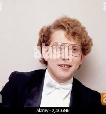 Shlomo Mintz, geboren in Moskau, berühmter israelischer Geiger, Bratschist  und Dirigent, im Bild vor einem Konzert in Deutschland, 1981. Shlomo Mintz,  born in Moscow, famous Israeli violinist, violist and conductor, pictured  before