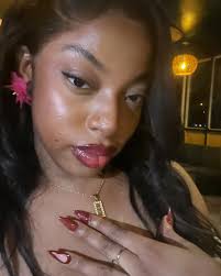 Too good not to post🎀🙃 : : : : : : : : : : : #explorepage#explore  #explorepage✨ #explorepage😍 #explorer#exploremore #explorenigeria  #outfitinspo #exploreuk #newfriends #blackgirlmagic #viral #me #beauty