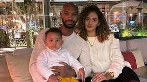 احتفل محمود عبد الرازق شيكابالا لاعب نادي الزمالك، بمرور 109 أعوام على تأسيس الفريق الابيض، عبر حسابه على انستجرام. Ø§Ù„Ø£Ù‚Ø¨Ø§Ø· Ù…ØªØ­Ø¯ÙˆÙ† Ø±ÙˆØ§Ø¯ Ø§Ù„ØªÙˆØ§ØµÙ„ Ø§Ù„Ø§Ø¬ØªÙ…Ø§Ø¹ÙŠ ÙŠØªØ¯Ø§ÙˆÙ„ÙˆÙ† ØµÙˆØ±Ø© Ù„Ø´ÙŠÙƒØ§Ø¨Ø§Ù„Ø§ ÙˆØ£Ø³Ø±ØªÙ‡