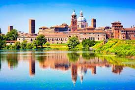 Mantua gehört zu den schönsten reisezielen in norditalien und beeindruckt besucher mit mit charakteristischen palazzi und imposanten sakralbauten lockt mantua zahllose. Reisefuhrer Mantova Italien Entdecken Sie Mantova Mit Easyvoyage