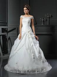Migliori Abiti Da Sposa Italiani 2021 Abiti Da Sposa Extra Lusso Online Hebeos It