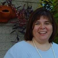 Andrea Esquer's Instagram, Twitter & Facebook