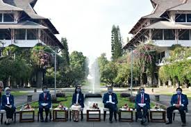 Check spelling or type a new query. 2 742 Mahasiswa Itb Dapat Keringanan Uang Kuliah Tunggal Antara News Jawa Barat