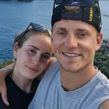 How much does a simple 4-word tattoo cost?