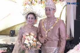 Ifan mengungkapkan dia berencana menikah dengan citra pada bulan mei 2021. Momen Bahagia Resepsi Pernikahan Ifan Seventeen Dan Citra