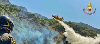 Ultime news e aggiornamenti in tempo reale sugli incendi in calabria: Yn7jm6fsagblzm