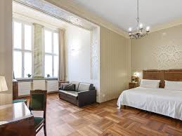 Los viajeros de negocios aprecian el desayuno gratuito en este. Turin City Center Hotel Hotel Roma E Rocca Cavour
