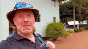 Passport and safari clothes left at the hotel. Bags repacked, weighed in  and loaded