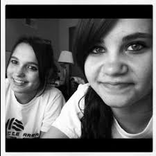 nikki benedict (@nikki521729)