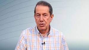 É o doador, afirma soares, quem decide quanto quer doar. Hbnbesmr47psqm