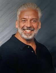 Mike Brace's Instagram, Twitter & Facebook