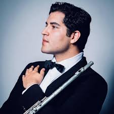 La Escuela Superior de Música, felicita a Jacinto Menchaca Torres, por  ganar el 2.º lugar en el XL Festival Internacional de Flautistas, Lima,  Perú. Estudiante del docente Aníbal Robles Kelly. #SoySuperior