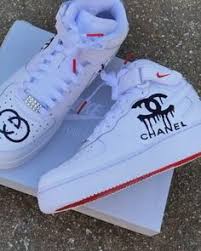 Banned by the nba in 1984, peter moore's design for michael jordan is one of nike's greatest shoes. Mohammad Malekani Mmalekani Profile Pinterest