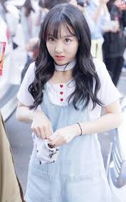 Pin By Felia Selvyani On Malaysia Nayeon Korean Fashion Kpop Girls
