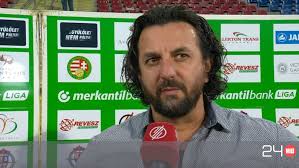 Varga Attila vizet prédikált, aztán bort ivott