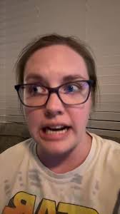 I’m not kidding when I say this is the best water bottle