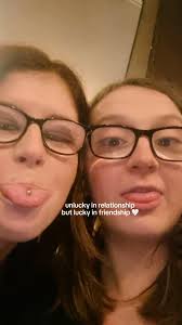 CapCut: A Fun Way to Express Yourself 😊