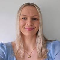 900+ "Piper" profiles