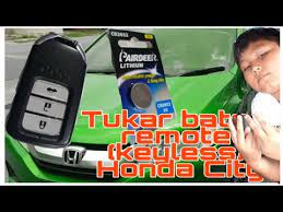 Smart key kereta yang aku pakai sekarang pun jenis smart key jugak, memang sangat memudahkan aku. How To Change Honda Civic City Jazz Keyless Remote Key Battery Cara Tukar Bateri Remote Honda Youtube