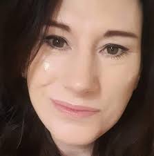 Pizza Hut no crust pizza option for low carb diet