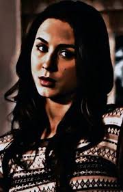 𝕋𝕙𝕖 𝕊𝕦𝕡𝕖𝕣𝕟𝕒𝕥𝕦𝕣𝕒𝕝 ℚ𝕦𝕖𝕖𝕟 || MAYA HALLIWELL