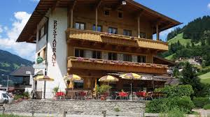 400 m von der ortsmitte mayrhofen entfernt. Pension Mariandl Ramsau Im Zillertal Holidaycheck Tirol Osterreich