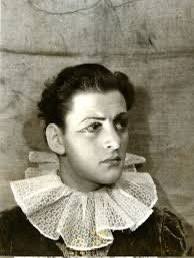 Hermine على X: "26Feb/1920: Tony Randall is born Aryeh Leonard Rosenberg  Tulsa, Oklahoma. Florence Gibbs, his wife of 54yrs, will die in 1992. In  1995, at age 75, he'll marry 25y/o Heather