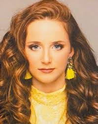 Abbi Gayle's Instagram, Twitter & Facebook