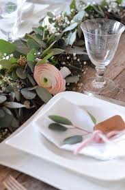 Autoschmuck hochzeit, autogirlande, hochzeitsdeko, deko hochzeit. Tischgirlande Aus Eukalyptus Selber Machen Diy Anleitung Fur Eine Tischdeko Zur Hochzeit Eukalypt Eukalyptus Hochzeit Tischgirlande Blumengirlanden Hochzeit