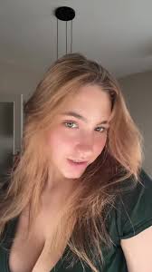 Chiri_francesca Boobs 9