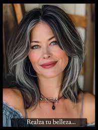 Este corte de cabello es uno de los más solicitados por damas de 50 años a  más por ser elegante fresco y cómodo