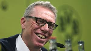 Peter stöger is an austrian football coach and a former player. Peter Stoger Ist Er Der Richtige Fur Den Bvb Stern De