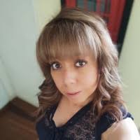 10 "Luz Candelas" profiles