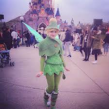 Fee glöckchen tinkerbell peter pan nimmerland karneval halloween kostüm xs. Peter Pan Tinkerbell Kostum Selber Machen Diy Ideen Maskerix De Tinkerbell Kostum Selber Machen Tinkerbell Kostum Kostume Selber Machen