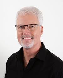 Scott Belcher's Instagram, Twitter & Facebook