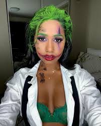 Alyssa Peter's Instagram, Twitter & Facebook