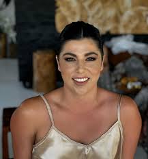 S U Z E T T E E R A S M U S M U A (@makeupby_zet) · Instagram 照片和视频