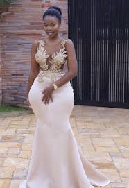 Best Wears For Curvy Ladies Vinci S Journal African Wedding Dress African Prom Dresses African Fashion Dresses