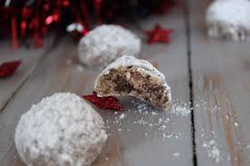 Biscuits Boules De Neige Petits Biscuits De Noel Faciles A Faire Biscuit De Noel Biscuit De Noel Facile Boule De Neige